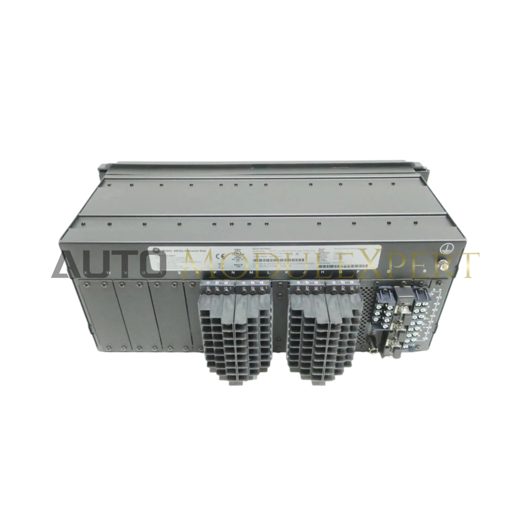 Sistema de Protección de Barra Colectora GE B30-N03-AKH-F8N-H6H-L8N-N67-SXX-UXX-WXX