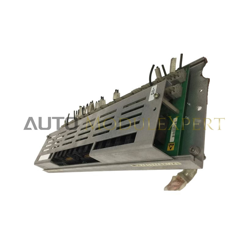 PLC Relay Output Module ARC093A HIEE300690R1 Interface Unit ABB
