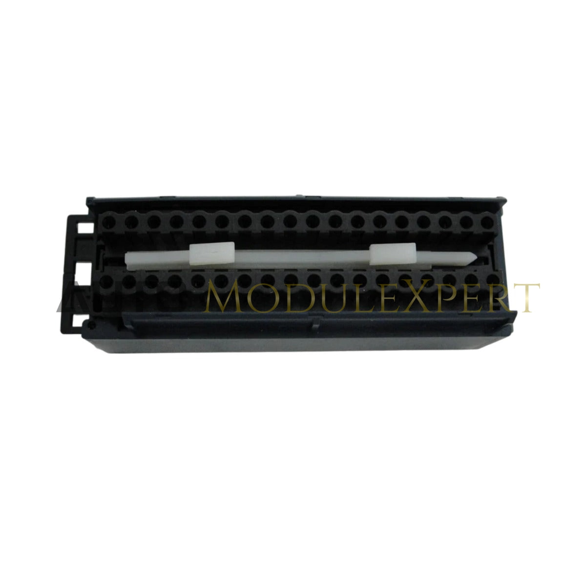 Modul Output 32-Titik GE Fanuc IC693MDL754 90-30
