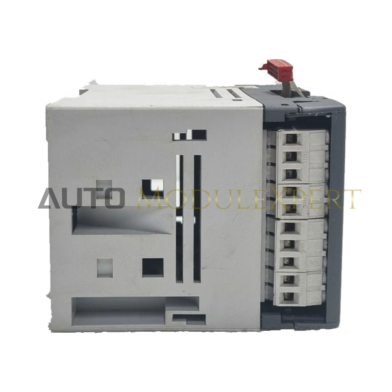 Transistor Output Module ABB XO16N1-C3.0 Industrial Automation Device