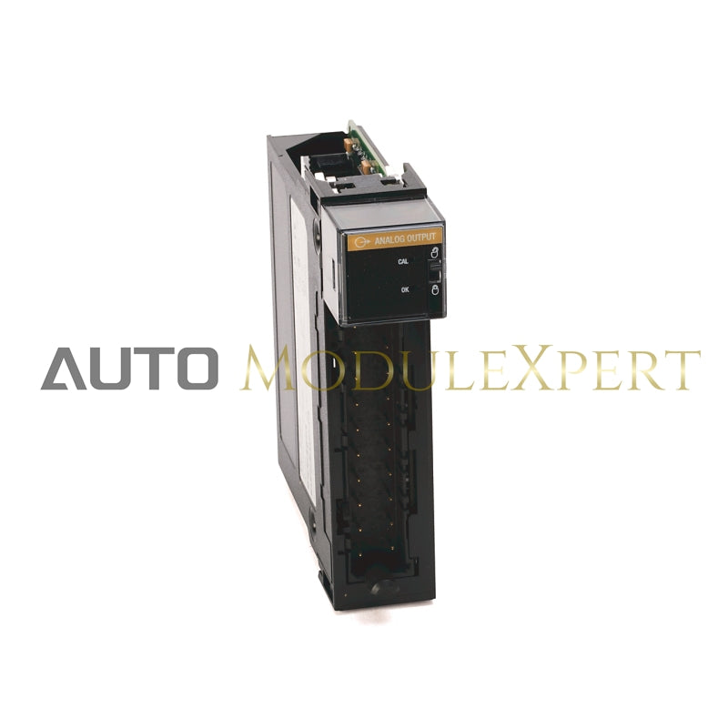 Módulo de saída analógica Allen-Bradley 1756-0F8